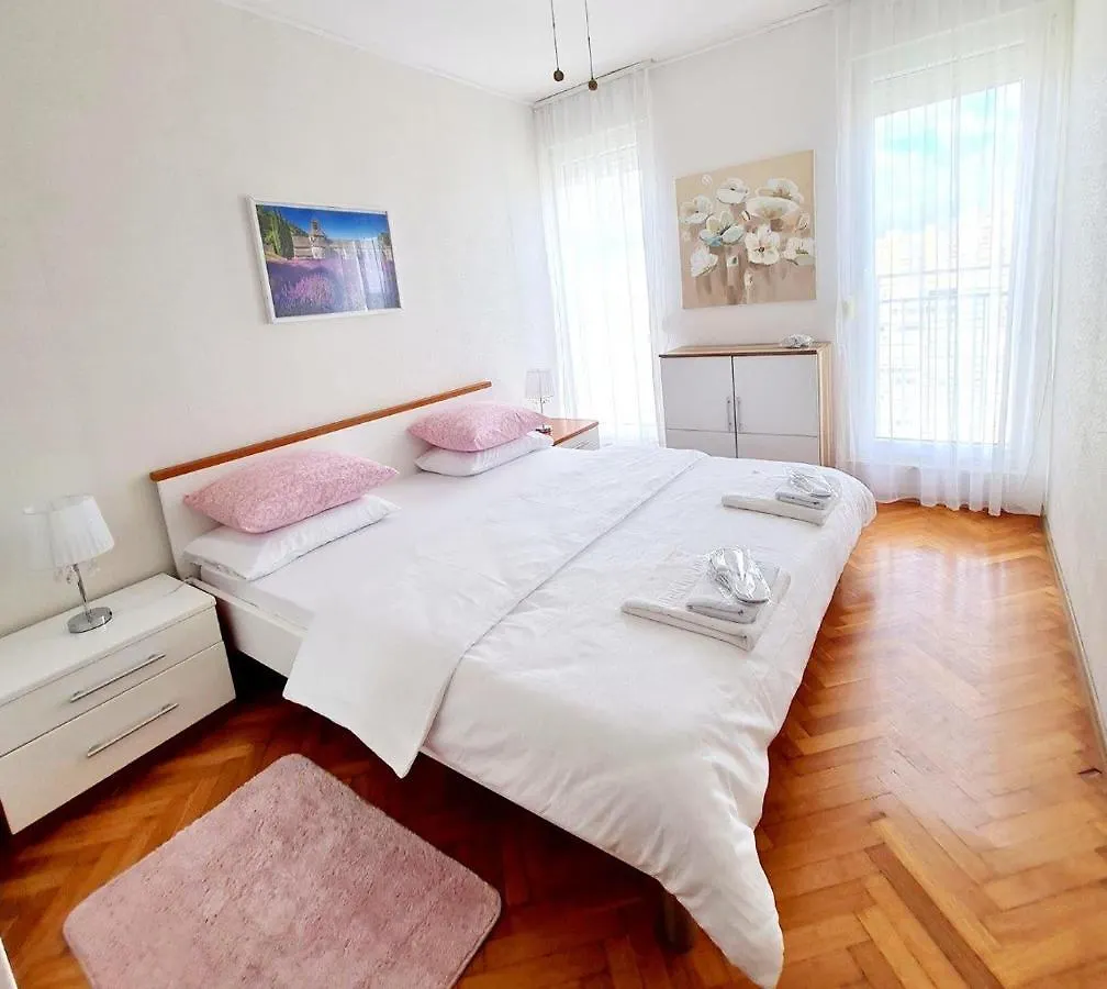 Apartment Erca Split
